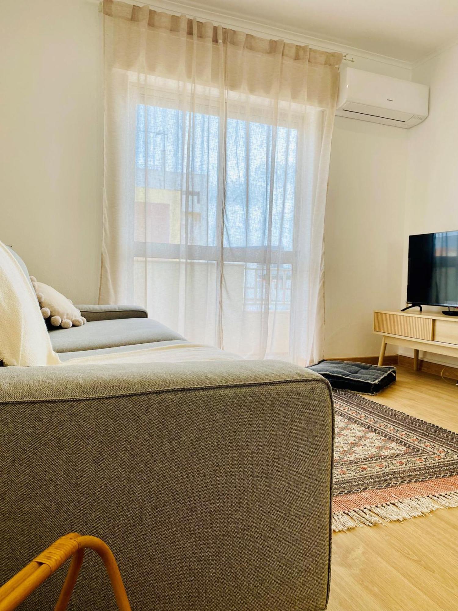 Bright Modern 3 Bedroom In Portimao Downtown Bagian luar foto