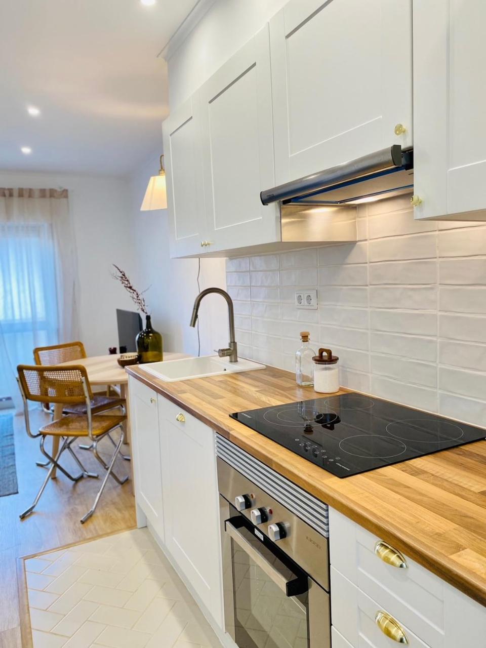 Bright Modern 3 Bedroom In Portimao Downtown Bagian luar foto